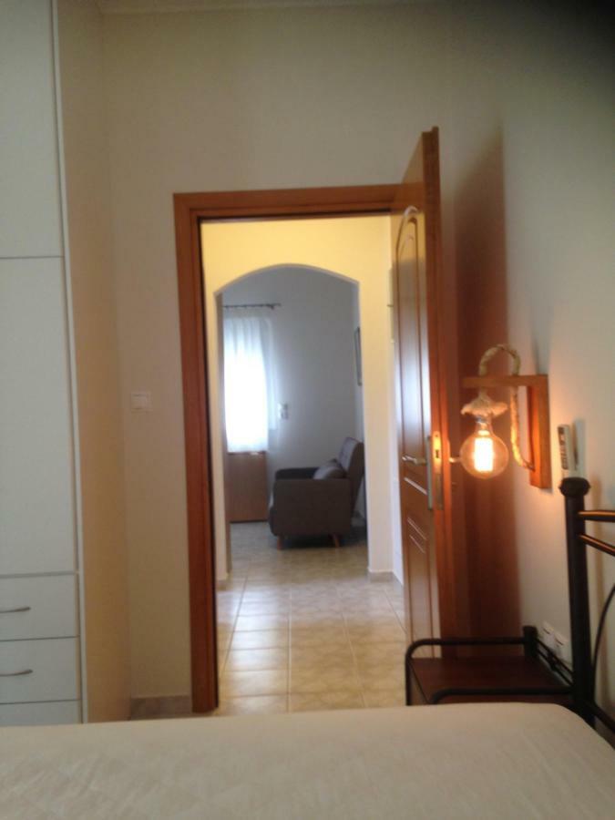 Tsoutis Rooms อัลมิโรโปตามอส ภายนอก รูปภาพ
